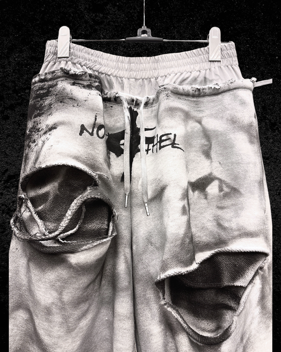 [Noir Ethel X KNALLER] Distressed Sweat Pants